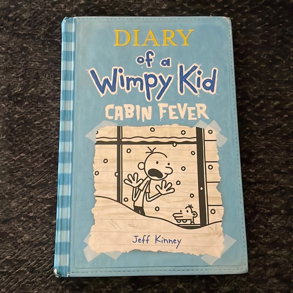 Diary of a Wimpy Kid “Cabin Fever” hardcover book - Picture 1 of 5